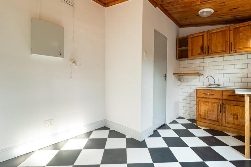 5 Bedroom Property for Sale in Observatory Western Cape